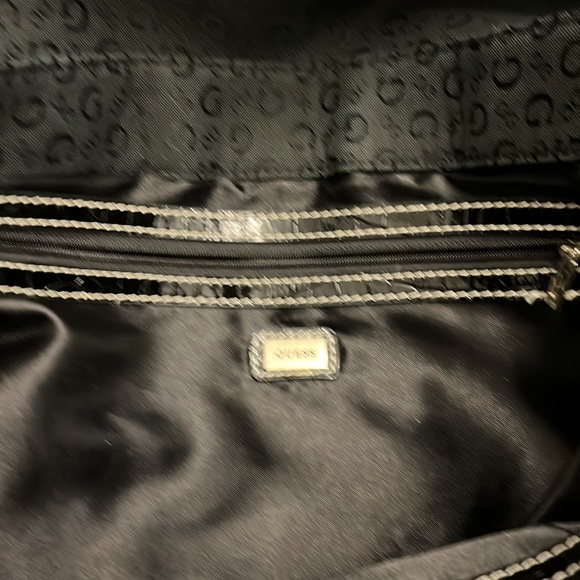 NWOT GUESS WORK / TRAVEL BAG !!! 🔥🔥🔥🔥🔥 - Picture 11 of 14